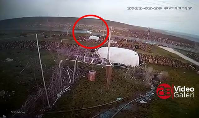 Siverek'te kaza anı güvenlik kamerasında