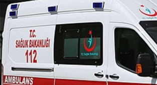 Zehirlenen ailenin imdadına sağlık ekipleri yetişti