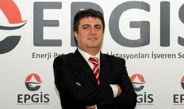 Akaryakıtta KDV indirimi için çağrı