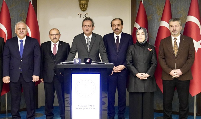 Bakan Mahmut Özer: 855 bin sınıfımız, yüz yüze eğitimi tamamlayacak