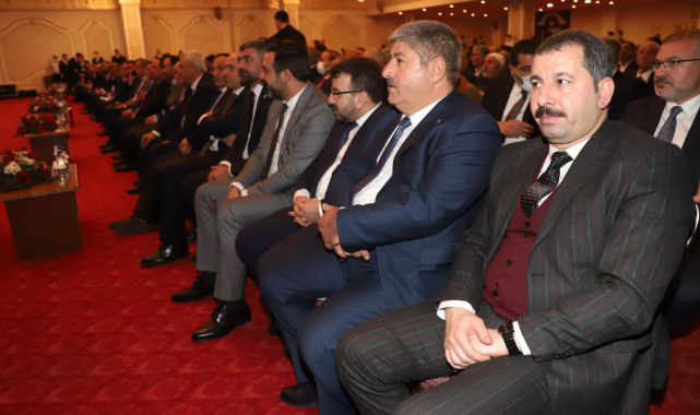 Başkan Eyyüpoğlu sorunları rapor halinde bakana sundu