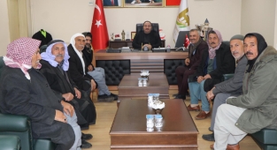 Ekinci muhtar ve vatandaşları dinledi