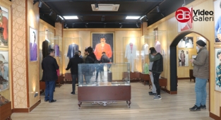 Hayranları Müslüm Gürses Müzesine akın etti