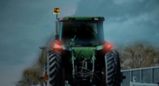 Jandarmadan traktör sürücülerine uyarı