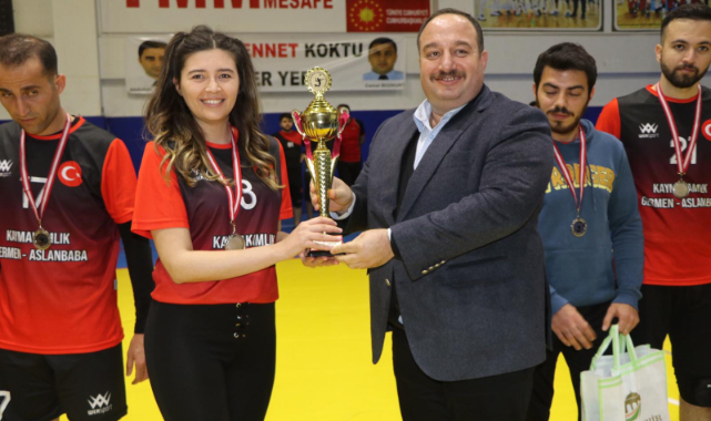 Kurumlar Arası Voleybol Turnuvasında şampiyon belli oldu