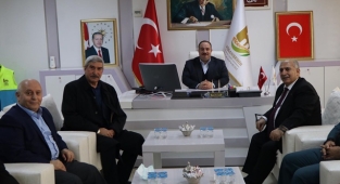 Mehmet Akyürek'ten Viranşehir Belediyesine ziyaret