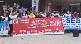 Sağlık çalışanları eylem yaptı! Talepleri sıraladılar