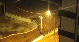 Urfa'da dolu ile karışık yağmur