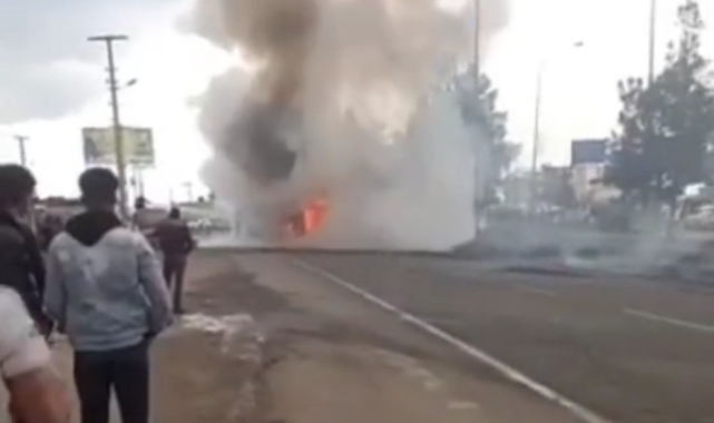 Viranşehir'de can pazarı! Tır küle döndü