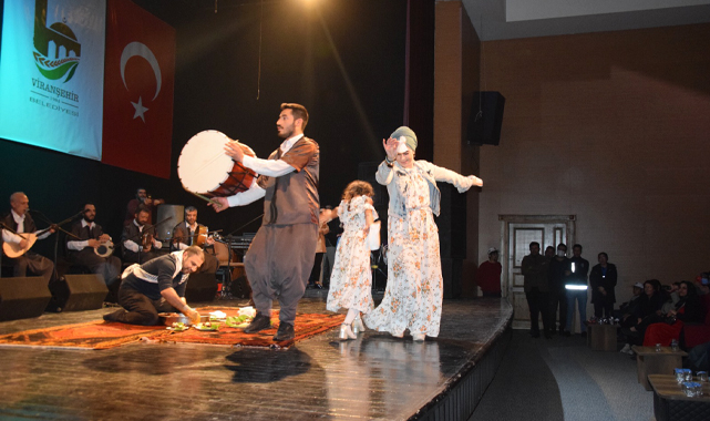 Viranşehir’de çiğ köfteli konser