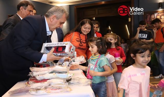 Büyükşehir çocuklara 23 Nisan sevincini erken yaşattı