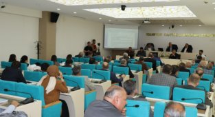 Büyükşehir meclisinde komisyon seçimi yapıldı