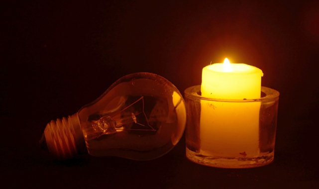 Dicle Elektrik mahalleyi neden karanlıkta bıraktığını böyle açıkladı