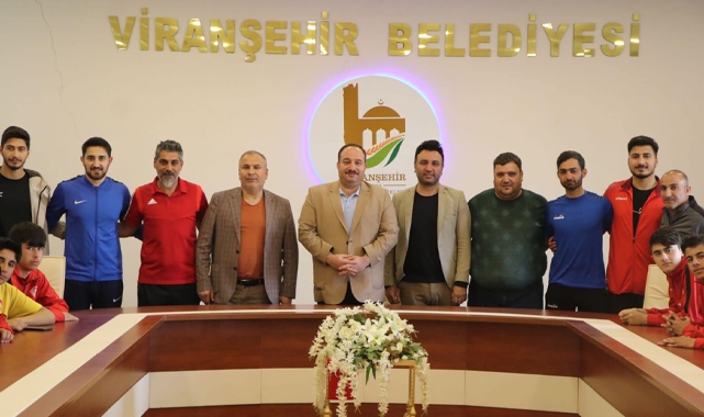 Ekinci sporcularla bir araya geldi