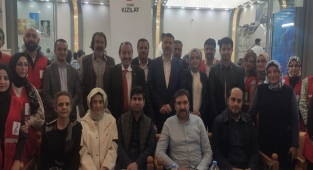 Karaköprü Kızılay’ın gönüllüleri iftarda buluştu