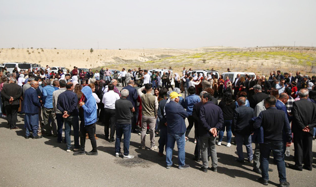 Öcalan’ın doğduğu köye gitmelerine izin verilmedi