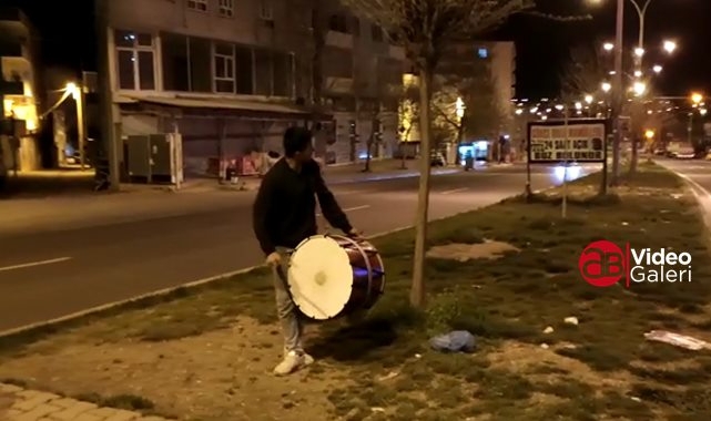 Ramazan davulcusundan davul şov