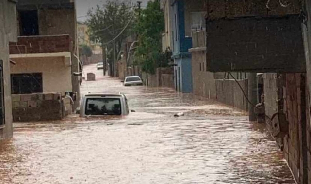 Şanlıurfa'nın ilçesi sele teslim oldu