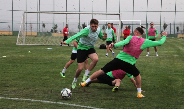 Şanlıurfaspor taraftarını sevindirmek istiyor