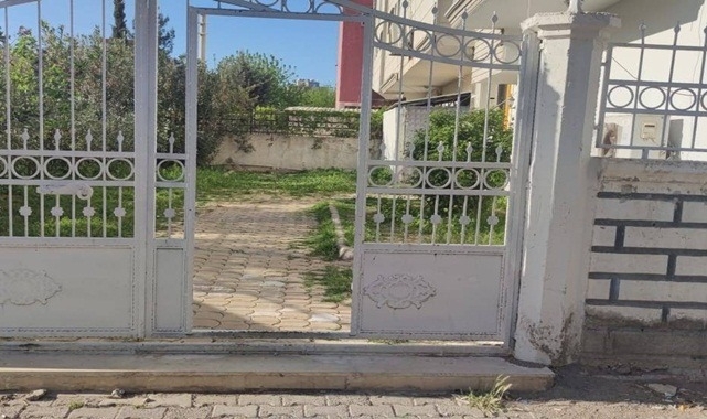 Urfa'da kapıları söküp çalıyorlar