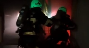 Urfa'da mesken yangını! Büyük hasar oluştu