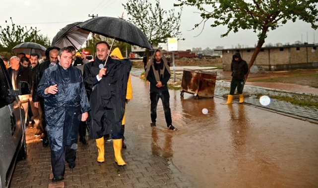 Vali Erin dolu ve şiddetli yağışın vurduğu Hilvan'da