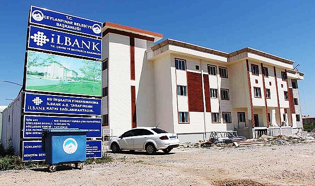 Ceylanpınar’da kız yurdu binası başkanlık makamına dönüştürülmüş