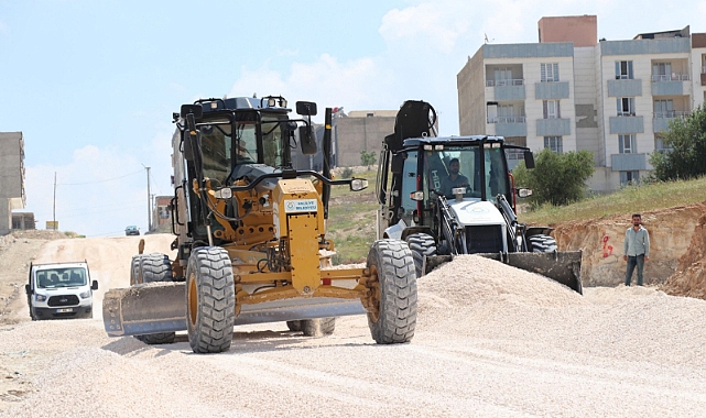 Haliliye'de yol ağı genişliyor
