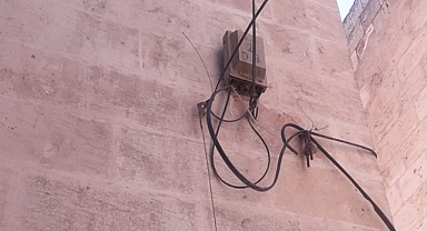 Hırsızlar mahalleyi internetsiz bıraktı