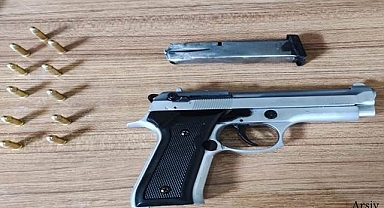 Urfa'da silah operasyonu! Ahırda gizli bölmede yakalandı