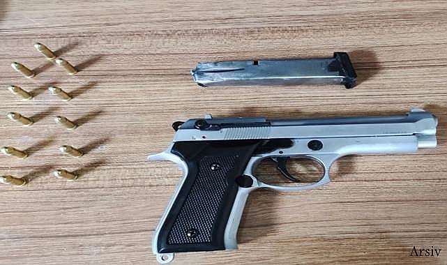 Urfa'da silah operasyonu! Ahırda gizli bölmede yakalandı