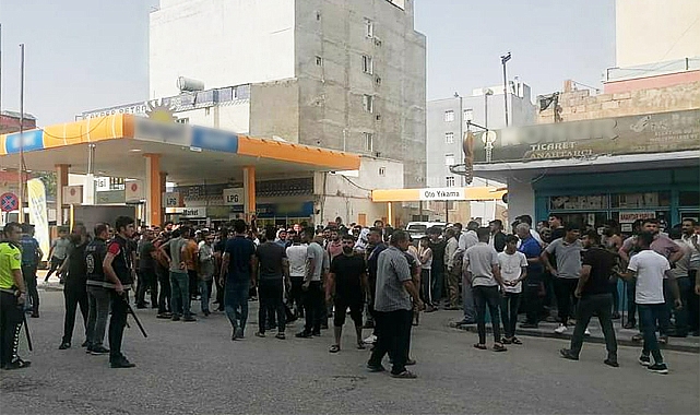 Akçakale'de aşiretler birbirine girdi: Esnaf kepenk kapattı