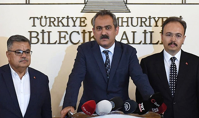 Bakan Özer: Kültür okuryazarlığı hiç konuşulmuyor