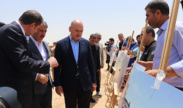 Bakan Soylu gönüllü geri dönüşler için konut yapılacak alanı inceledi