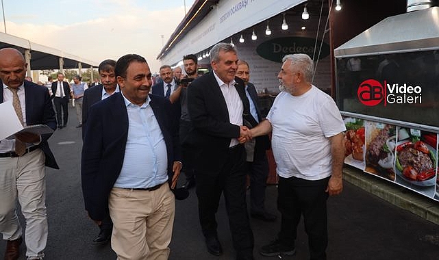 Başkan Beyazgül'e İstanbul Yenikapı’da zılgıtlı karşılama