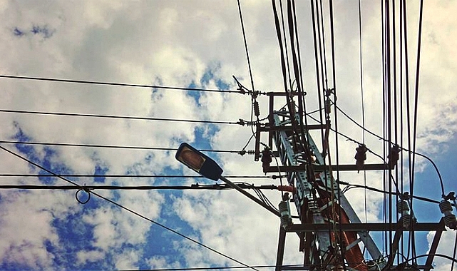 Elektrik hatlarıyla ilgili uyarı geldi: 2 metreden fazla yaklaşmayın