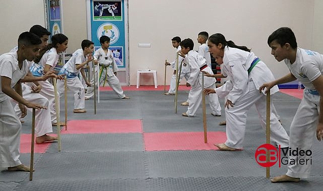 Haliliye’de gençlerin adresi yaz spor okulları oluyor