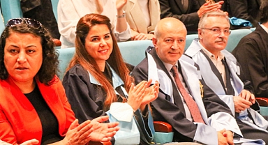 Harran Üniversitesi İktisadi ve İdari Bilimler Fakültesinde mezuniyet töreni