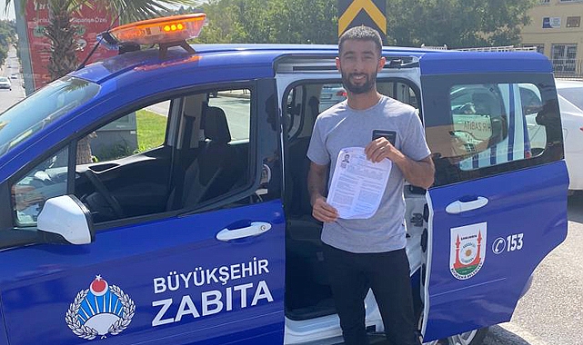 Şanlıurfa’da sınava geç kalan öğrencinin yardımına zabıta koştu