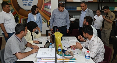 Vali Ayhan’dan gençlere kitap okuma önerisi