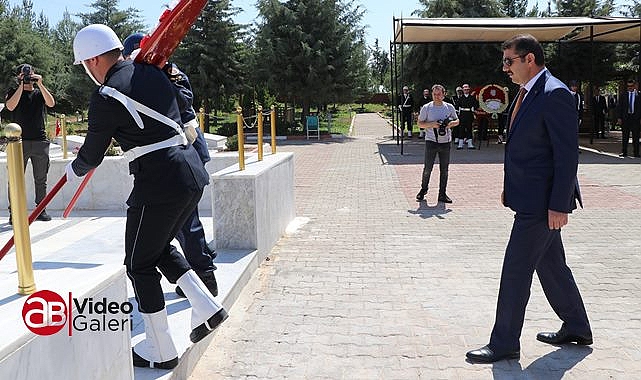 Vali Ayhan: Gayemizi gerçekleştirmek için çalışıyoruz