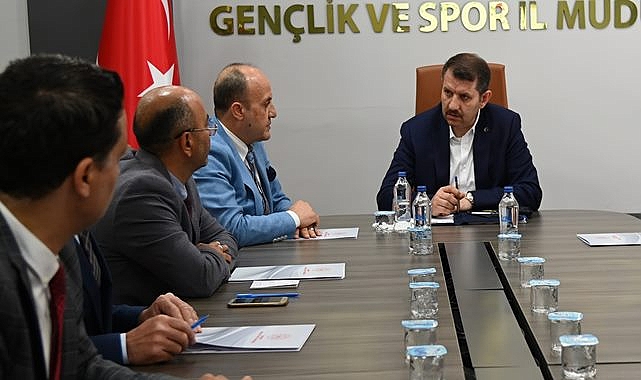 Vali Ayhan: Genç potansiyel spor ve eğitimle buluşsun