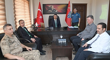 Vali Salih Ayhan gerginliğin yaşandığı Akçakale'de