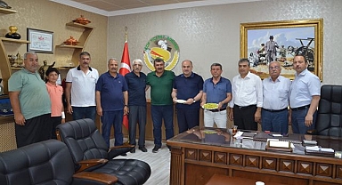 Yılın ilk fıstığı pazara indi