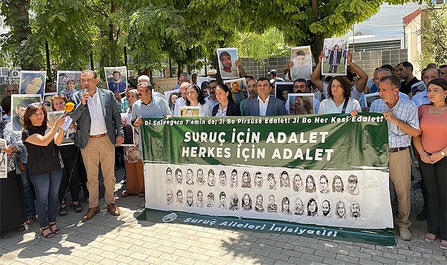 33 kişi Suruç'ta hayatını kaybettikleri yerde anıldı