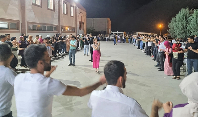 Şanlıurfa’da bu kez asgari ücret zammı halayla kutlandı