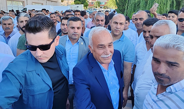 Şanlıurfa'ya gelen Fakıbaba gövde gösterisi yaptı