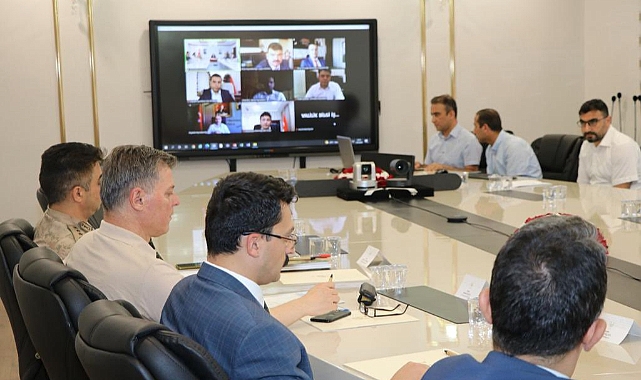 Urfa valisi güvenlik yetkililerini topladı