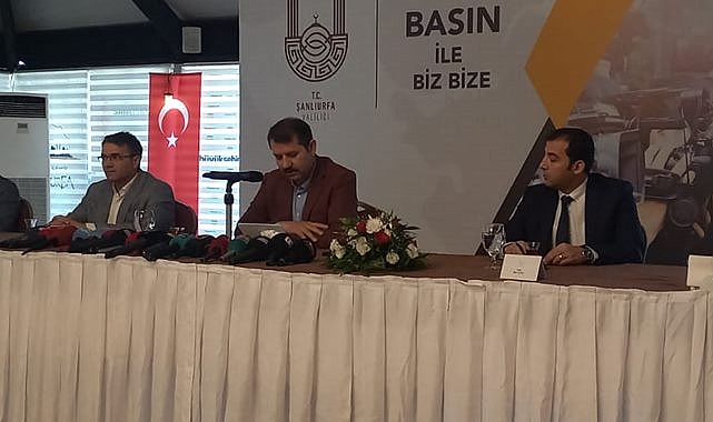 Vali Ayhan basın mensuplarıyla bir araya geldi