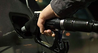 Vatandaş bayram sabahına akaryakıt zammı ile uyandı 